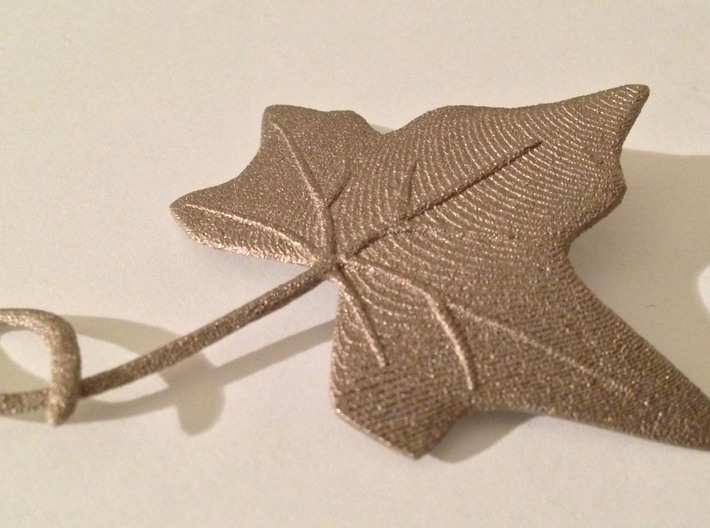 Ivy Leaf Necklace Ornament 3d printed