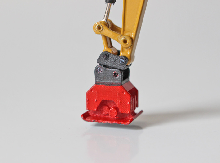 HO - Compactor for 20-25t excavators 3d printed Painted and assembled model