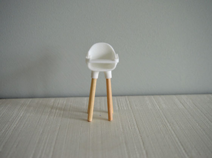 1:12 Kidschair v1 wooden legs 1 3d printed Kinderstoel v1 houten poten 1 - wit