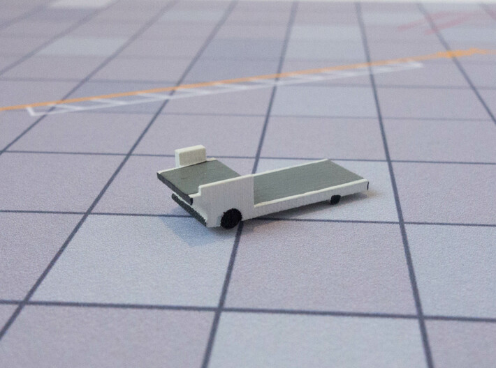 Airport Cargo Lift Lowered- Set of 5 3d printed 