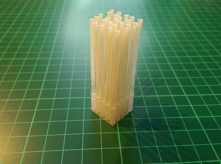 Betonmast 5m achteckig, hohl, DDR, 1:87, 25 Stück 3d printed Lieferzustand