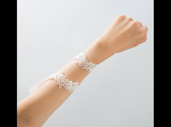 XSENSE bracelet 3d printed worn, photo is resin prototype,,