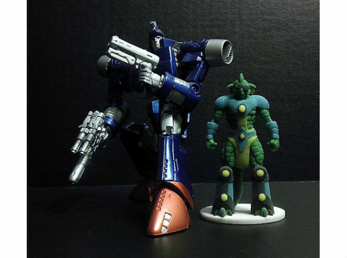 Slizardo homage Komodo 3inch Transformers Mini Fig 3d printed Size comparison of 3 inch Slizardo printed in Full Color Sandstone with Generations Deluxe Scourge body. Scourge figure sold separately.