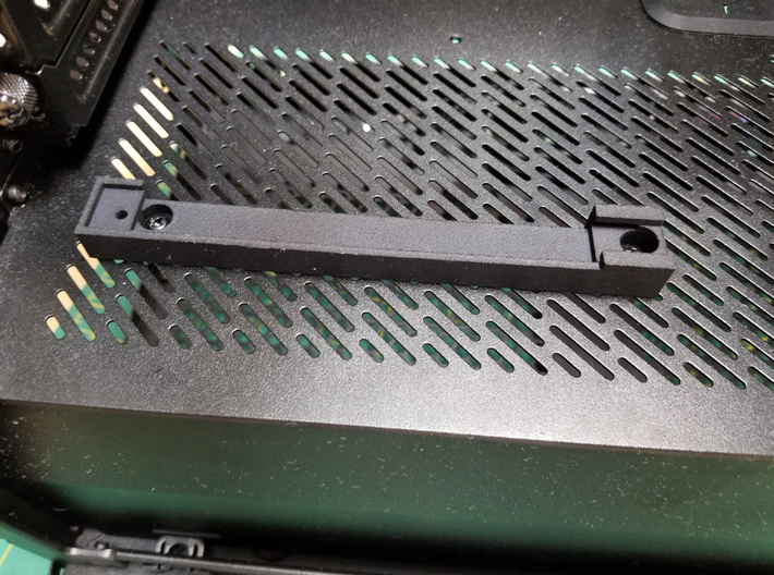 Fractal Design Define R6 PCI-E holder 3d printed Built to use included PC case screws