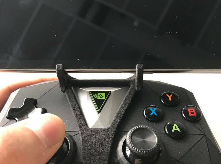 NVIDIA SHIELD 2017 controller &amp; BLU Vivo Selfie - 3d printed SHIELD 2017 - Front rider - front view
