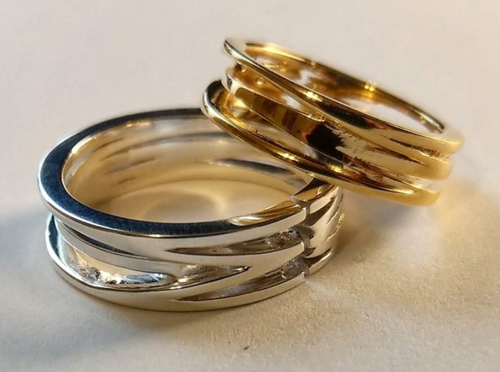Brachial Plexus Ring 3d printed Branches visible on the silver ring and anterior and posterior division visible on the gold-plated ring.