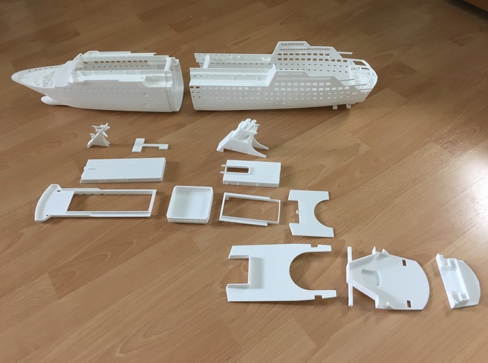 MS Arkona, Superstructure (1:200, RC) 3d printed