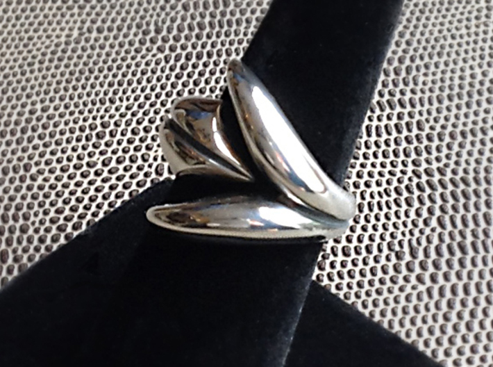 Venus Flower Ring - Size 8 (18.14 mm) 3d printed Polished Silver
