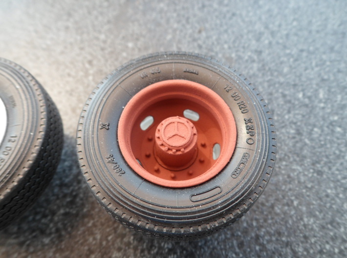 5-Hole Rear Rims with Mercedes Hub 3d printed 