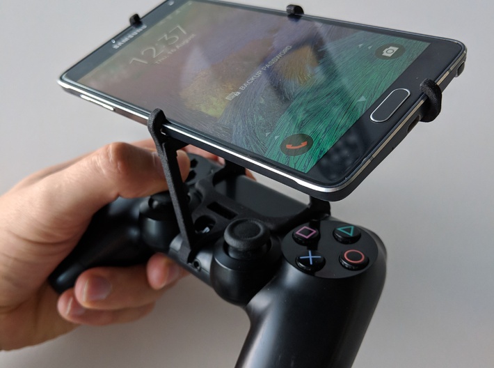 PS4 controller &amp; Samsung Galaxy J7 Max - Over the 3d printed Over the top - top