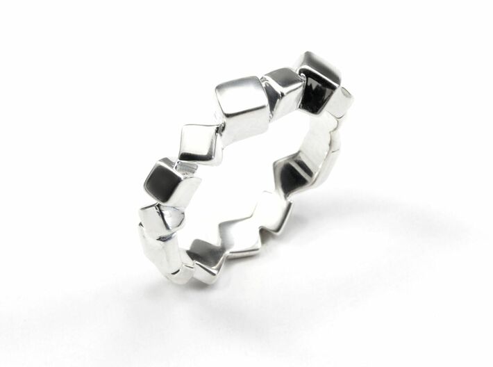 María Geometric Ring 3d printed Silver prism