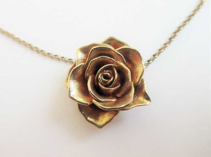 Romantic Rose Necklace 3d printed 