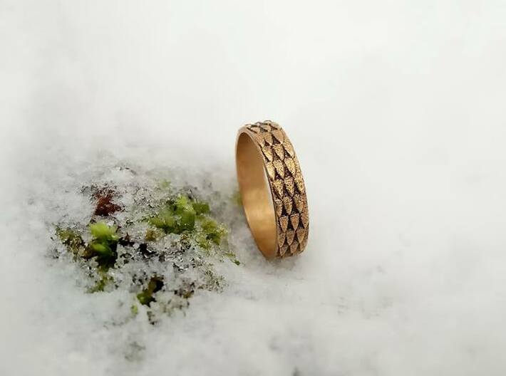 Celtic Dragon Scale Ring (Female version) 3d printed