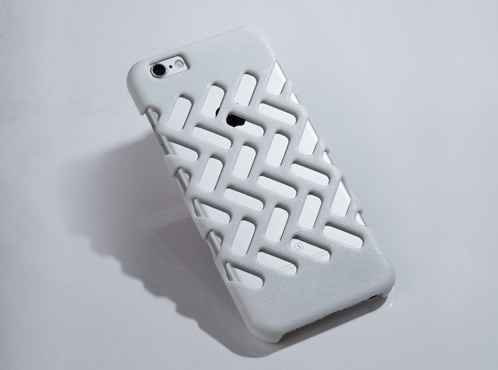 iPhone 6/6s DIY Case - Ventilon 3d printed With layer of acrylic finish.