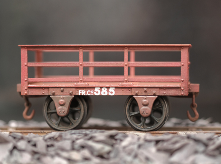FRC01 FR 2 Ton Slate Wagon Body (Unbraked) SM32 3d printed Wagon 585 is made from FRC02, Axleboxes AB01 and has been lettered with Coast Line Models transfers. Wheels are Slater's Web Spoke.