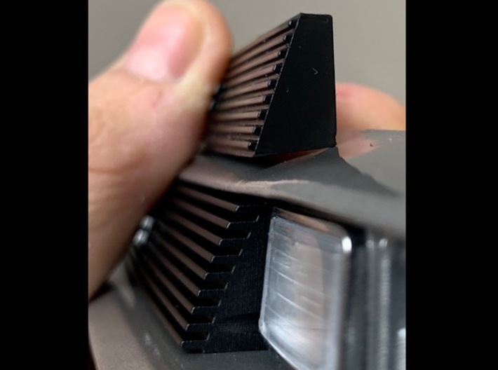 1:8 BTTF DeLorean Front Grille 3d printed Comparison with the stock grille on top