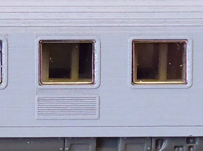 SNCF Corail B11u Vu83 1/160 - portes pliantes 3d printed Grille de climatisation
