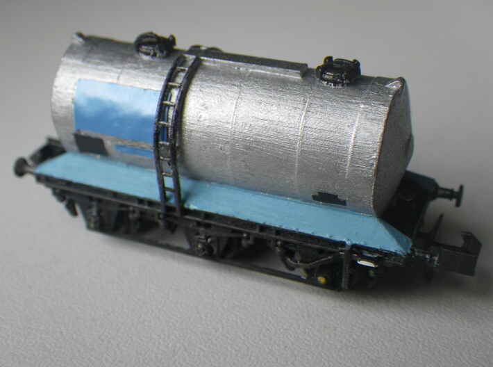 Bristish Rail MMB Milk Tank 3d printed Painted, wheels fitted, temporary mock plastic transfers