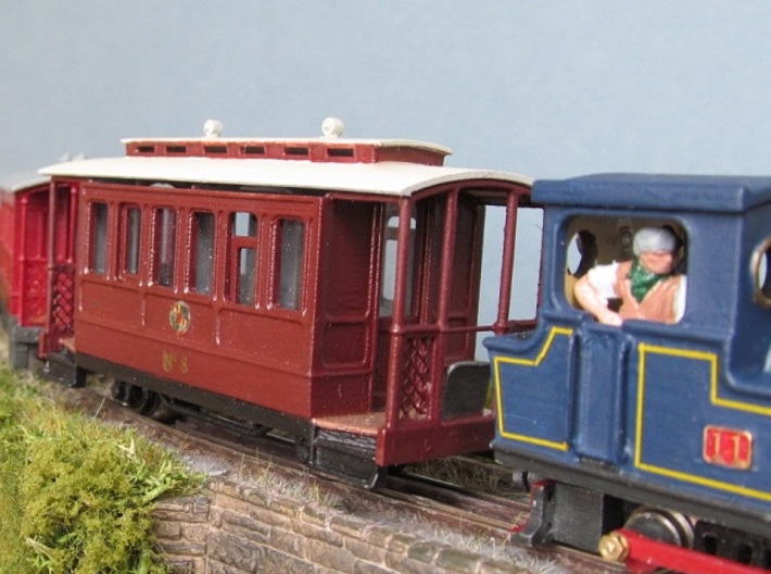 009 Tram Coach with clerestory roof                3d printed 
