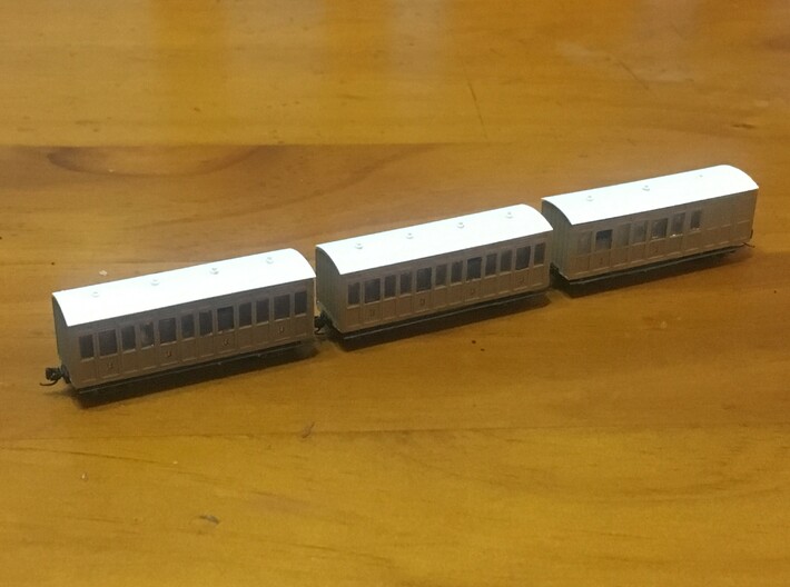N6.5 (Nn3) Train 3d printed Completed models shown - transfers from Fox Transfers, Humbrol 63 for the coach body, Games Workshop Skull White for the roof.  Footboards made from scrap etch soldered to staples.