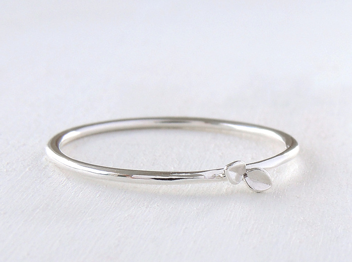 Sprout Ring (Multiple Sizes) 3d printed Sprout Ring in Polished Silver