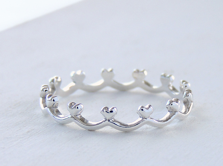 Scalloped Heart Ring (Multiple Sizes) 3d printed Scalloped Heart Ring in Polished Silver