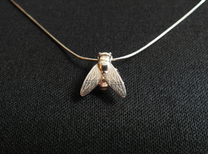 Fly Necklace 3d printed Polished Silver
