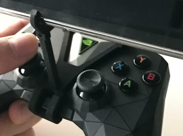 NVIDIA SHIELD 2017 controller &amp; Google Pixel 4 XL 3d printed SHIELD 2017 - Over the top - front view