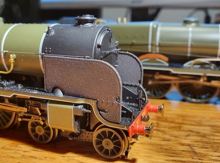 Lord Nelson smoke deflector (right-hand) 3d printed Shown on a Hornby Lord Nelson (black professional plastic (MJF))