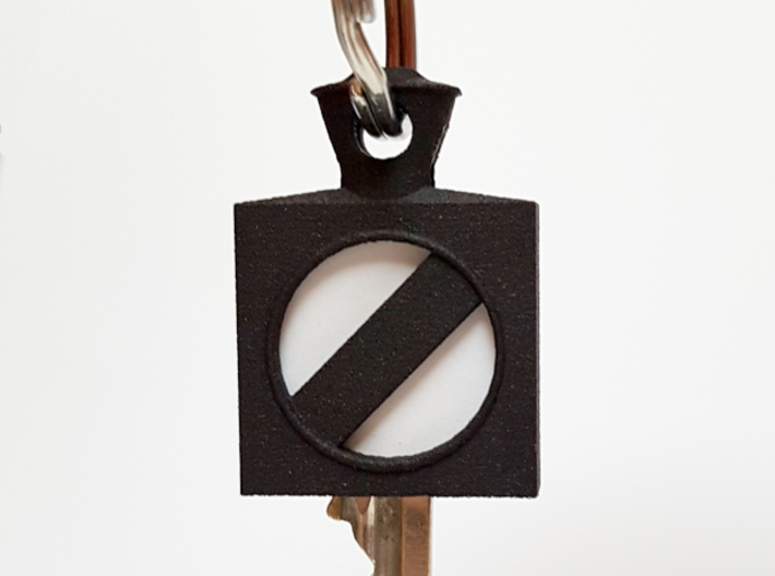 Weichenlaternen-Schlüsselkappe Wn 7 3d printed mit Schlüssel und weißem Papier an Schlüsselring
