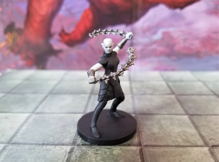 Shadar-kai Shadow Dancer - with or without chains 3d printed