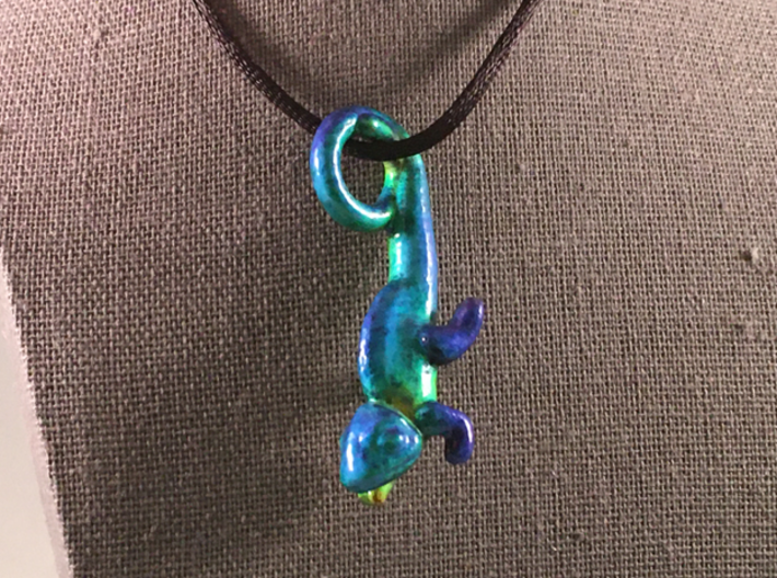 Chameleon Pendant 3d printed Mood Chameleon: See video to paint this yourself.