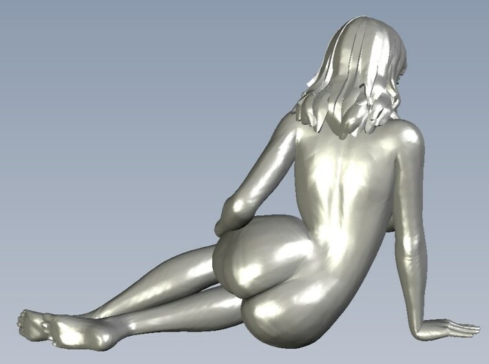 1/35 scale nude beach girl posing figure E 3d printed