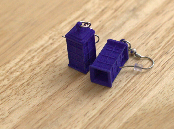 T.A.R.D.I.S. earrings 3d printed (hooks not included)