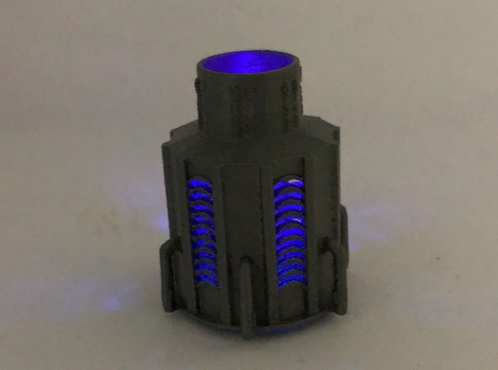 Reactor 3d printed Reactor with a UV LED on a CR2032 battery.