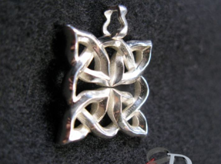 4 Clover Knot - Pendant. Shown in sterling silver  3d printed Actual Product Image. Shown in polished silver.