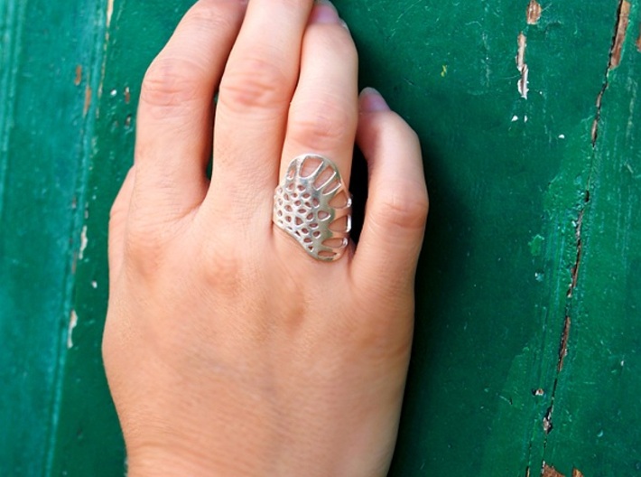 Lace Skin S Ring  (Silver or Gold plated) 3d printed Skin S ring in Silver