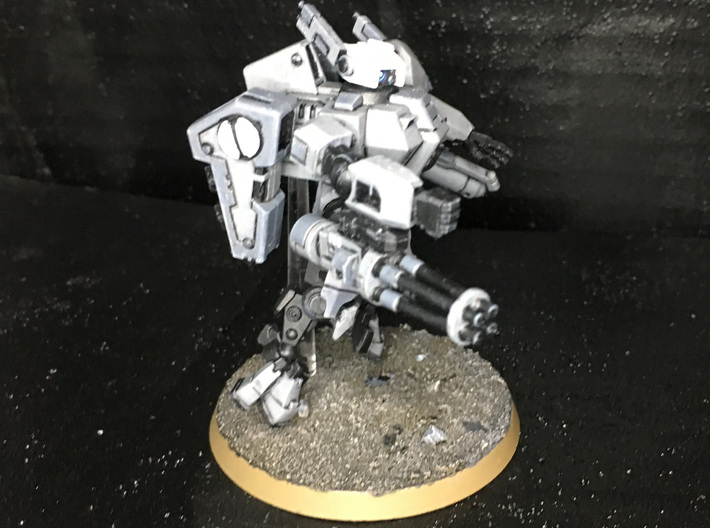 Magnetized Weapon Mount Crisis with Hands  3d printed 