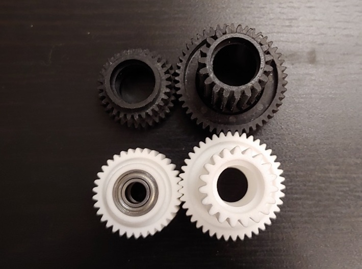 Super speed tuned gear set for Tamiya TL-01 - MO45 3d printed Comparison with Speed tuned gear set