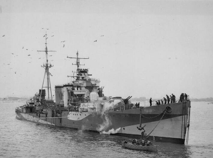 Nameplate HMS Colombo (10 cm) 3d printed C-class (Carlisle sub-class) light cruiser HMS Colombo.