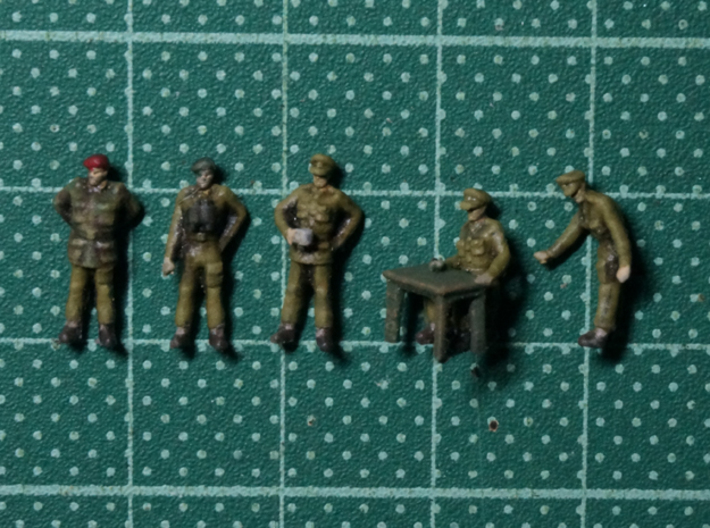 1/144 (12mm) WWII British Command Team 3d printed 