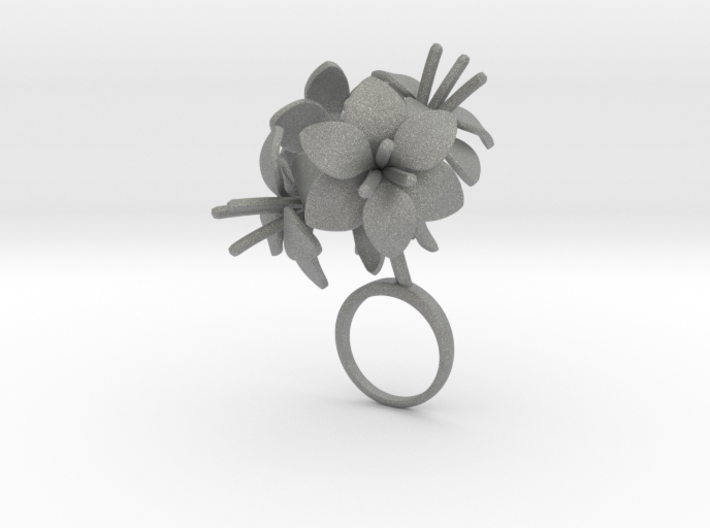 Ring with four large flowers of the Amaryllis 3d printed