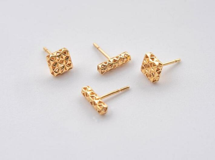 Earring Studs Pyramid Hollow pattern 3d printed 