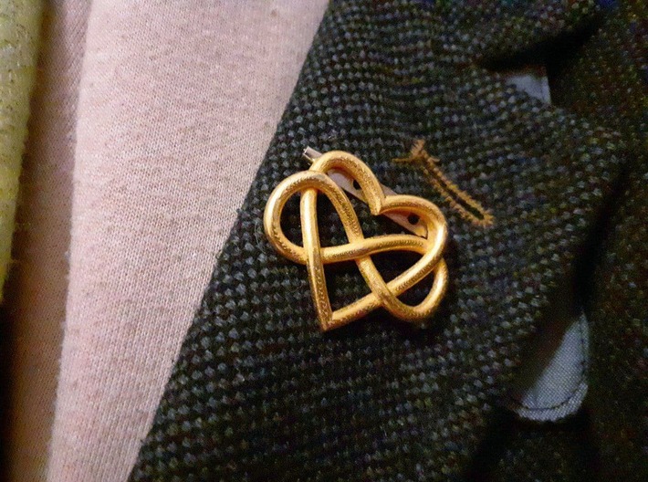 Polyamoury Pin 3d printed Looks good on a lapel, maybe