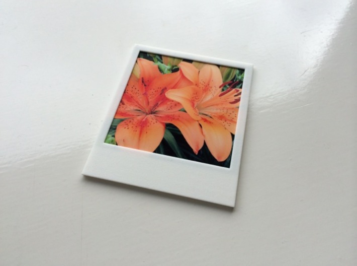 Polaroidesque photo frame 3d printed 