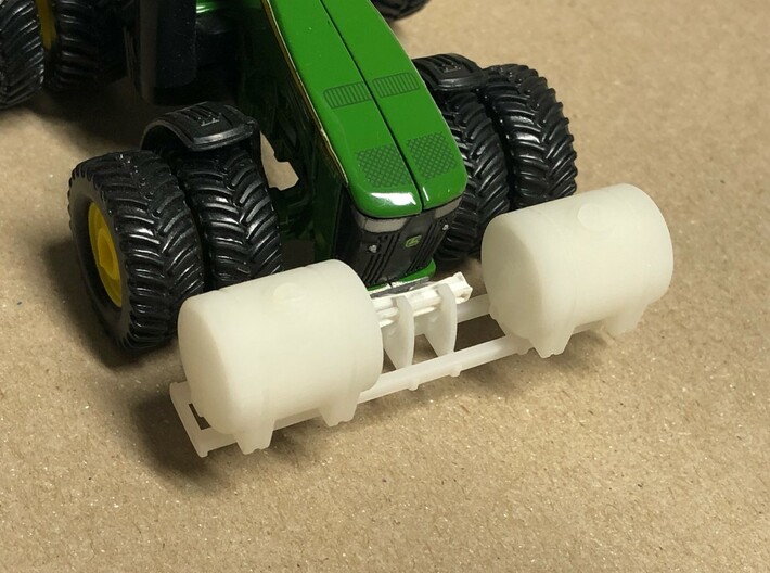 (2) GREEN 2006-xx LARGE RC FRONT 2 TANKS - 2 SETS 3d printed 