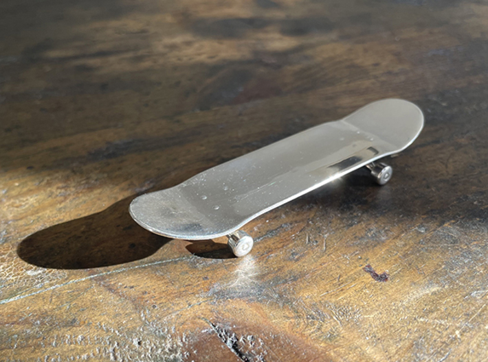 Cameo Bling Skateboard 3d printed 