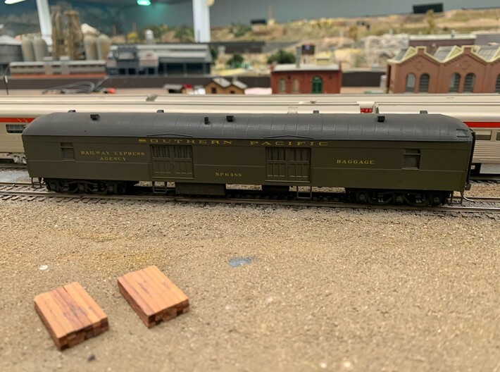 Southern Pacific 70-B-7 Baggage Roof and Sides 3d printed 