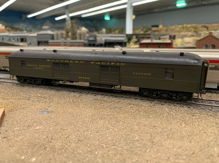 Southern Pacific 70-B-7 Baggage Roof and Sides 3d printed 