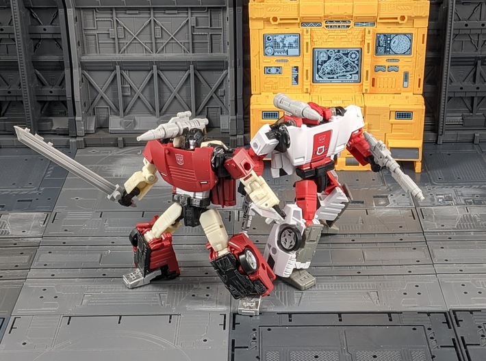 TF Kingdom Sideswipe Animation Shoulder MissileSet 3d printed Check out all my other weapons for Autobot Lambos